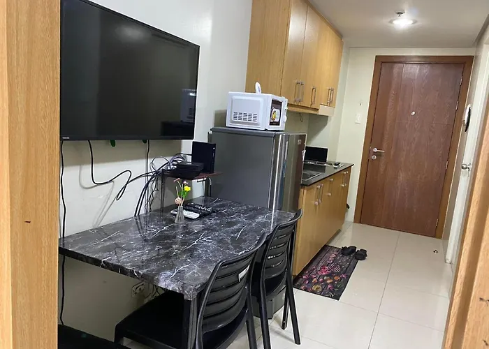 Shell C6 Shortwalk Mall Of Apartment *